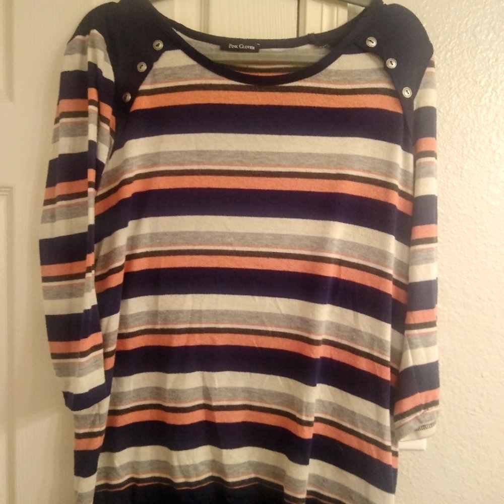 Stitch Fix Pink Clover Rima Button Detail Knit Top
